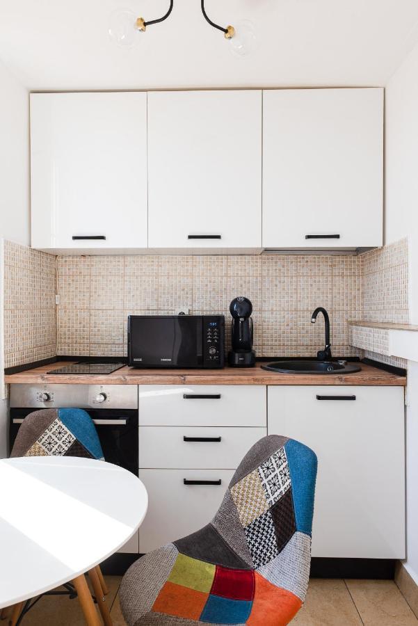 Ultra Central Modern Apartment Close To Old Town - University Бухарест Екстер'єр фото